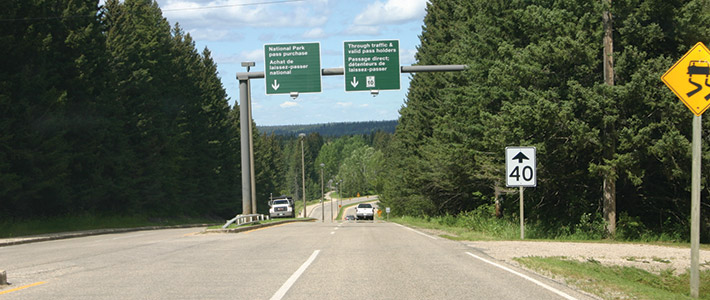 south-entrance-riding-mountain-national-park-highway10
